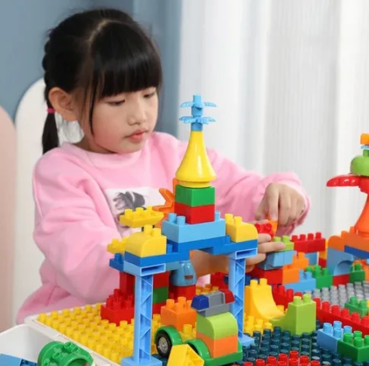 Mesa 6 en 1: Horas de Diversión y Creatividad sin Pantallas.